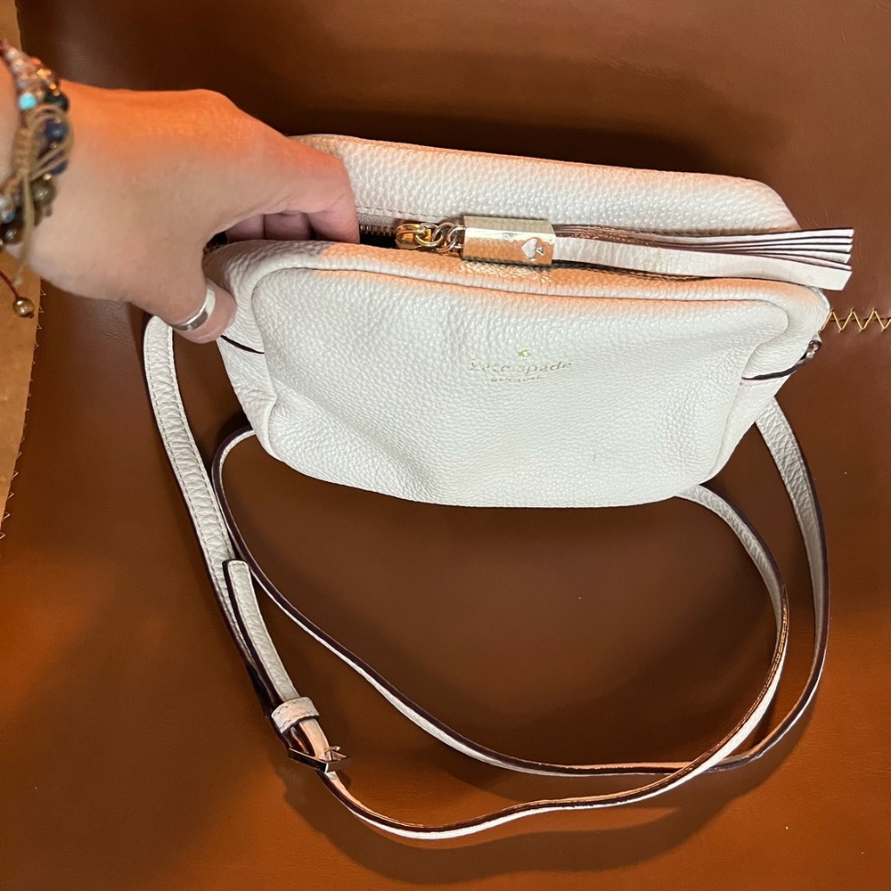 Kate Spade Leather Crossbody Purse! Free shipping